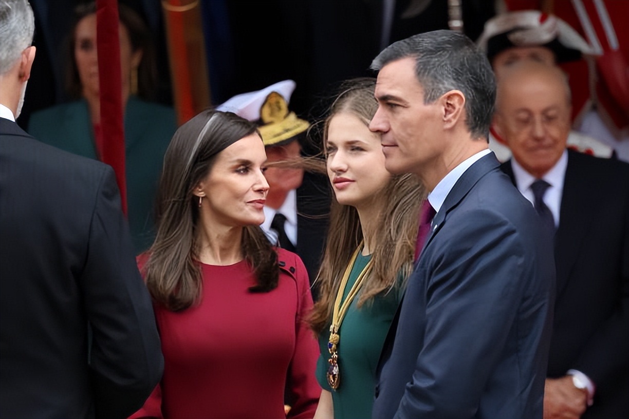 爱游戏真人体育娱乐 - 莎拉波娃新星战术调整表现惊艳，巴塞罗那未来可期！