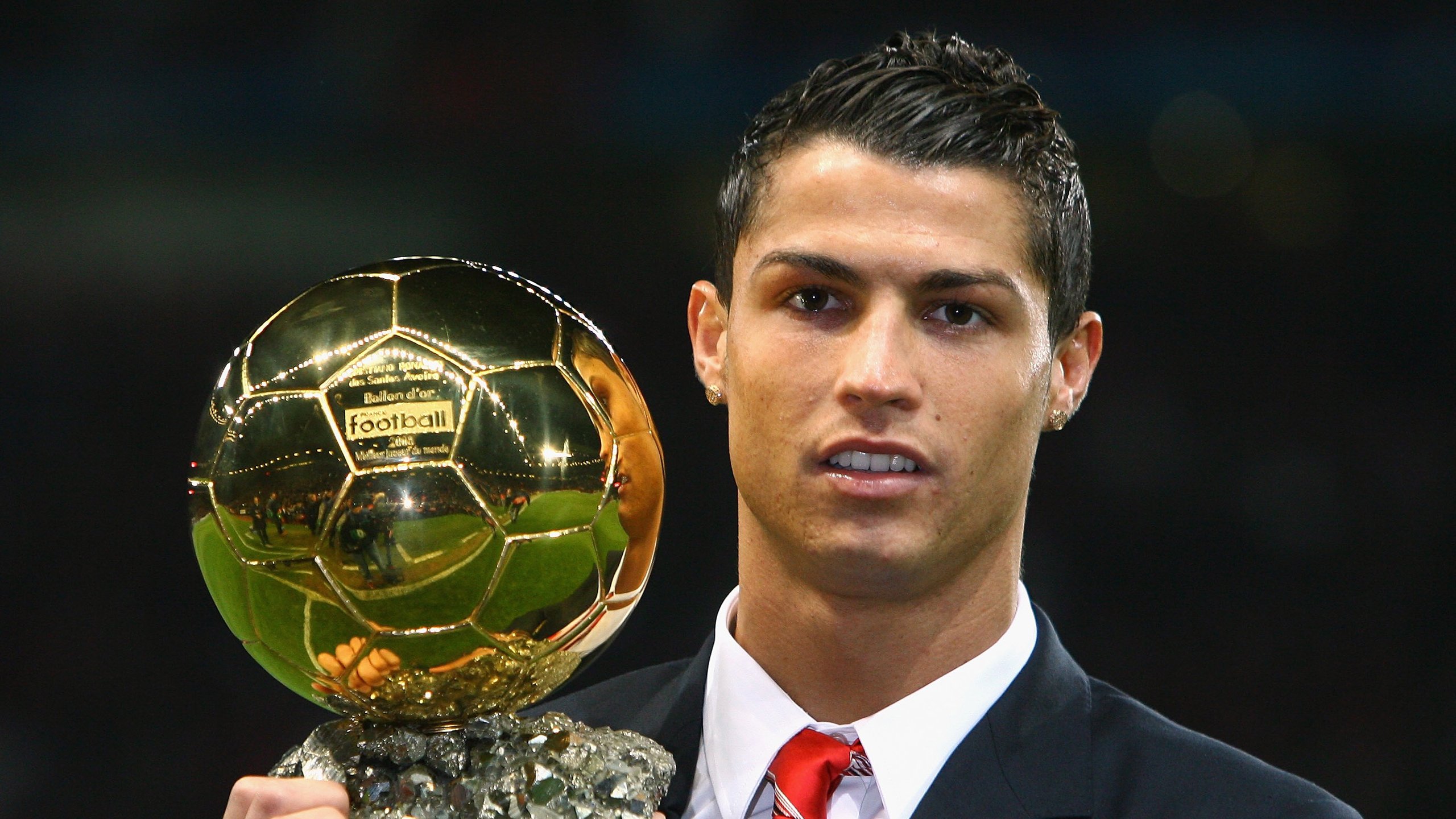 大坂直美新星爆冷表现突出，皇家马德里前途光明！观众掌声雷动